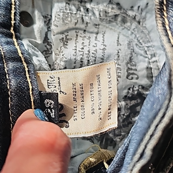 Miss Me Jeans - Picture 6 of 7